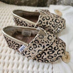 Toms for toddlers sz T4